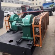 對輥破碎設備的優(yōu)化設計