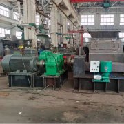 對輥破碎設(shè)備如何保護(hù)易損件